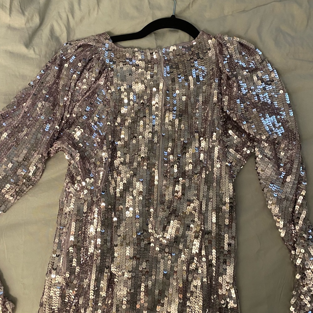 ASOS EDITION BLOUSON SLEEVE SEQUIN MIDI DRESS IN LILAC - Picture 3 of 5